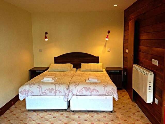 Отели типа «постель и завтрак» Cashel Town B&B Кашел-32